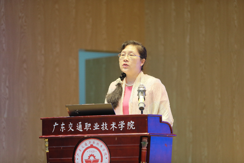 厅二级巡视员张晓岚讲话.jpg