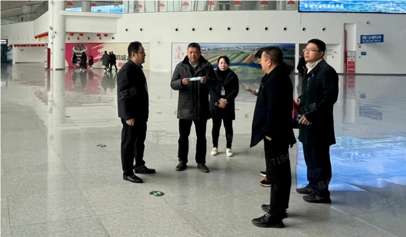 2024年1月27日，春运第2天，湛江市黄色网站局党组书记、局长陈再东调研徐闻港春运工作